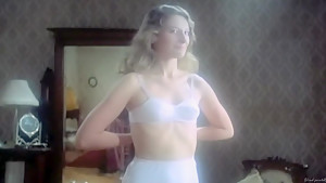 Dulces horas (1982) Assumpta Serna, Marion Game