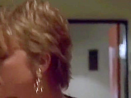 ERIKA ELENIAK
