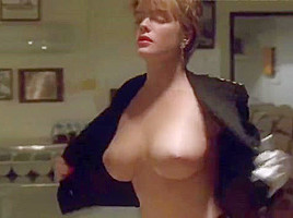 ERIKA ELENIAK