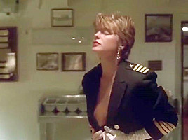 ERIKA ELENIAK