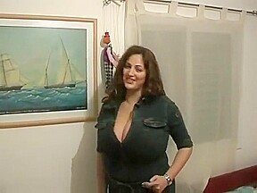 Eden Mor Dancing