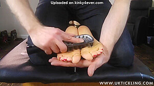 Erotic Feet Superheroines Bare Feet