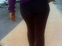 Exhib girl cum public