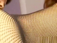 Exploring Japanese chick's cunt