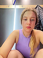 Extreme Masturbating Hot Amateur Cum In The Changing Room - 18 Years