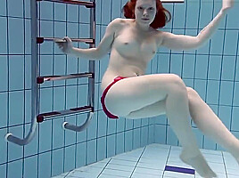 Fat teen 18+ underwater shows her bouncing body
