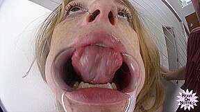 Faye Reagan Facial Torture With Faye Reagan - HeavyOnHotties
