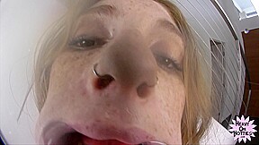 Faye Reagan Facial Torture With Faye Reagan - HeavyOnHotties