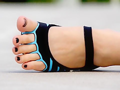 Feet 041 - Accentuating Her Long Toes