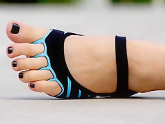 Feet 041 - Accentuating Her Long Toes