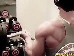 Fit Muscle Women Ball-busting Testoster - Femdom