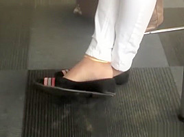 Flats Shoeplay 