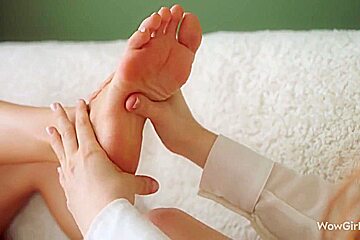 Foot & Pussy Worship