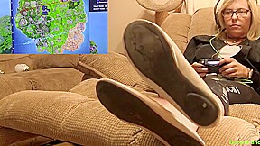 Fortnite with Bonnie: #1, no effort required Feet Soles