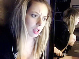 Foxxlady hears local Nashville radio says she likes being wet