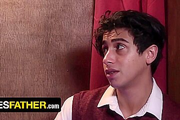 Gabe Bradshaw - Latino Bottom Gives New Alter Boy A Taste Of The Holy Pleasures