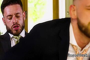 Gay Mogul Anal Fucks Realtor In An Empty Property 6 Min With Zac Johnson