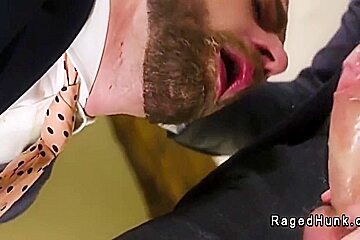 Gay Mogul Anal Fucks Realtor In An Empty Property 6 Min With Zac Johnson