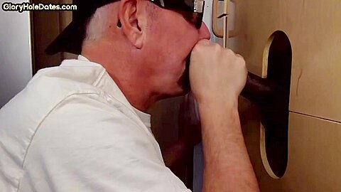 Gloryhole mature gay sucks and black meat in amateur closeup