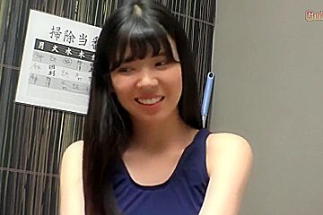 Gns-012 懲戒免職処分！元体育教師の私は単位が足らない女子生徒に補習授業と称して猥褻行為を行っていました