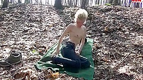 Gonzo-Girl - Natur-Anal-Fick