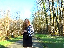 Gorgeous teen 18+ tart enjoy anal fucking out-of-doors