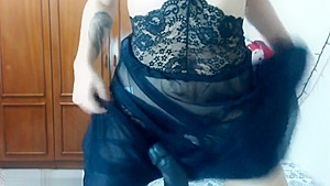 GweenBlack riding HUGE BBC for the first time - KidBengala