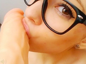 HORNYCAMS PW - cam girl pants off dance off