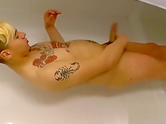Handsome Seth becomes horny and loves to show off penis