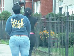 Hood Hips looking at apt
