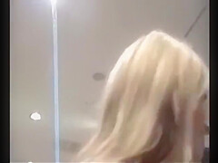 Horny Couple Enjoy Public Fuck