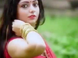Hot Bengali girl with Massive Figure