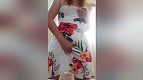 Hot Girl Masturbates Under Her Flowery Dress With 18 Years