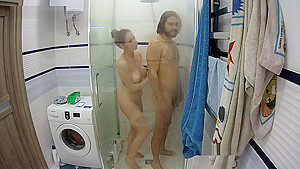 Hottest Amateur 19yo teen 18+ Couple Fun In The Shower On Webcam