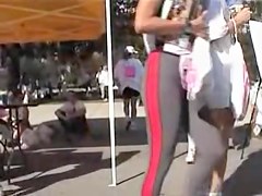 Hottest round ass of amateur sports woman on 04b