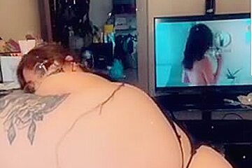 Huge Boobs - !g 50ul6on3