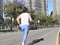 I am hunting candid sports shorts on the cute runners 07zzf