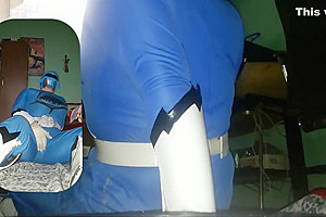 I feel so Horny i cant stop myself!