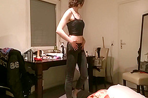 If U Want To Make A Hot Porn Clip With Me Wright A Comment Under One Of My Vids :**