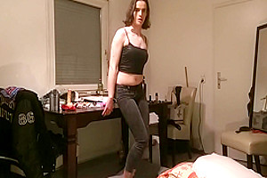 If U Want To Make A Hot Porn Clip With Me Wright A Comment Under One Of My Vids :**