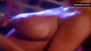 In Wet & Wild Live With Mia Zottoli