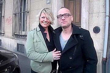 Indecentes Voisines - Sophia Chalon 1