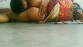 Indian Husband Wife Horny Sex mast Chudayee Ki Dono Ne Ek Dusare Ko Chat Kar