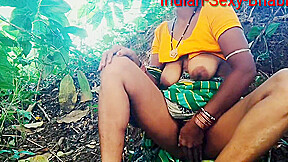 Indian Village Bhabhi Outside Fingering Fuck