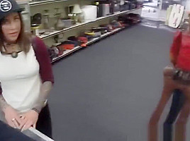 Inked pawnee cumswallows broker in backoffice