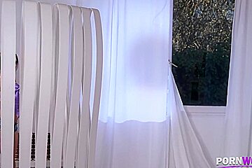Irina Cage In Tempting teen 18+ Laps Up Cum After Fucking Artist During Portrait Session