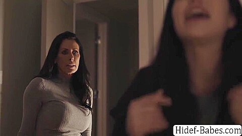 Jade Baker In White Stepdaughter Gets Pussy Licked By Milf