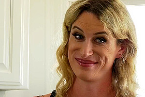 Jake Waters And Nikki Vicious - My Transsexual Stepmom 2