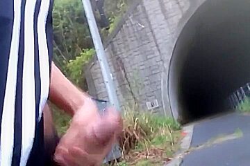Japanese Cumshot Outdoor1