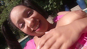 Jasmine Cashmere blowbanged by five black cocks 